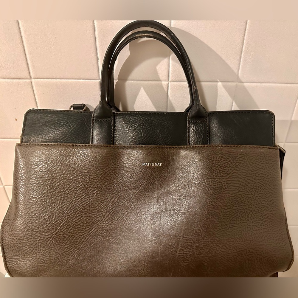 Matt & Nat Dwell Satchel Bag